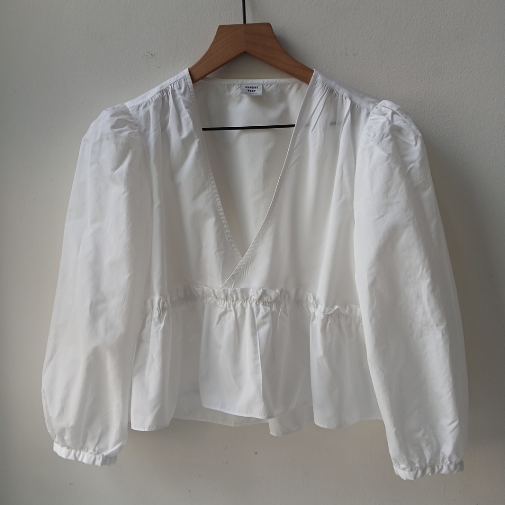 Aritzia Sunday Best Taffeta Crop Blouse White Women's Small
